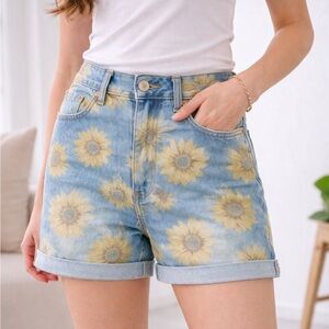 American Eagle High Waisted Sunflower Denim Shorts Womens Size 6 Cuffed